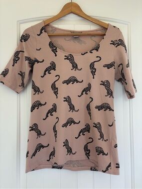 T-Shirt Dusty Pink with Leopard Print | Size Large